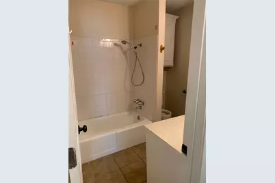 2502 S 19th Street #B, Abilene, TX 79605 - Photo 6