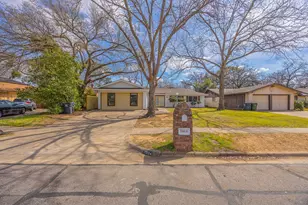 2804 Norwood Ln, Arlington, TX 76013 - Photo 34