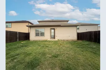 1508 Sierra Estate Trail, Fort Worth, TX 76119 - Photo 16