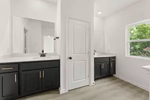 2557 Lost Maples Ln, Dallas, TX 75228 - Photo 12