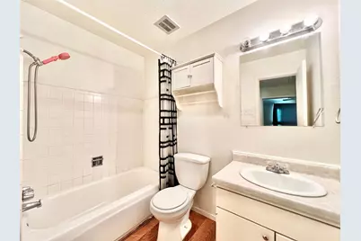 19 W Mountain Creek Drive, Grand Prairie, TX 75052 - Photo 10