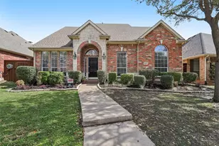 4636 Rock Creek Ln, Frisco, TX 75034 - Photo 2