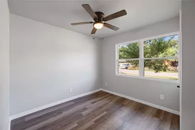 4738 Bedford Drive, Mesquite, TX 75150 - Photo 16