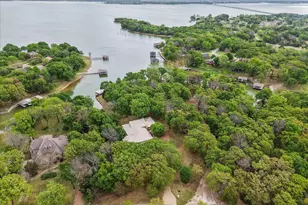 301 Bentwood Cir, Corsicana, TX 75109 - Photo 40