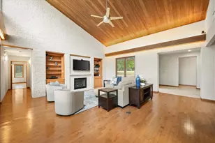 301 Bentwood Cir, Corsicana, TX 75109 - Photo 10