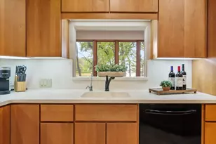 301 Bentwood Cir, Corsicana, TX 75109 - Photo 12