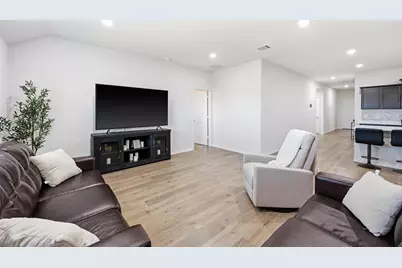 1012 Grand View Drive, Ennis, TX 75119 - Photo 6