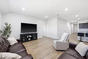 1012 Grand Vw Dr, Ennis, TX 75119 - Photo 6