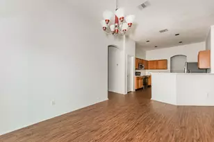 5051 Showdown Ln, Grand Prairie, TX 75052 - Photo 10