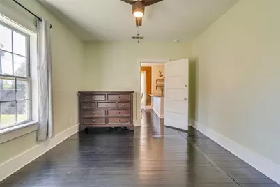 2706 Bomar Avenue, Fort Worth, TX 76103 - Photo 18