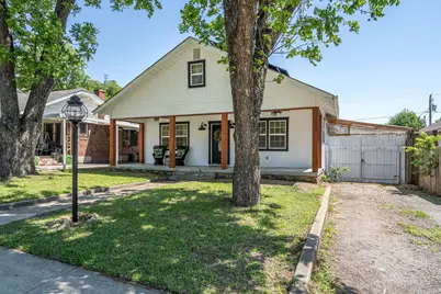 2706 Bomar Avenue, Fort Worth, TX 76103 - Photo 2
