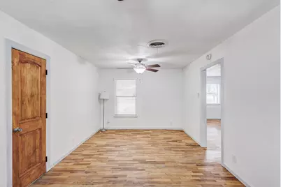 8730 Gladwood Lane, Dallas, TX 75243 - Photo 8