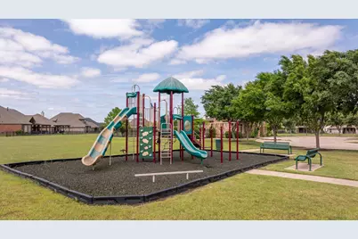 317 Paddle Boat Drive, Granbury, TX 76049 - Photo 32