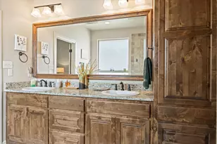 317 Paddle Boat Dr, Granbury, TX 76049 - Photo 18