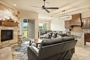 317 Paddle Boat Dr, Granbury, TX 76049 - Photo 6