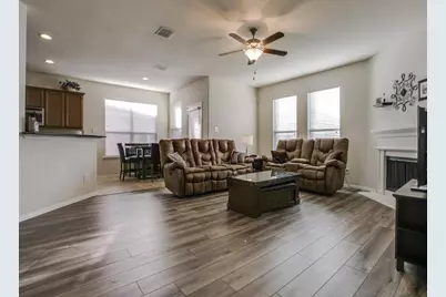 512 Anchor Way, Crowley, TX 76036 - Photo 10