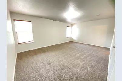 8016 Meadow View Trail, Fort Worth, TX 76120 - Photo 18