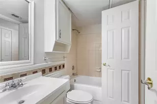 2406 Sunflower Dr, Arlington, TX 76014 - Photo 10