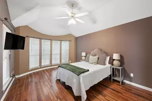 2676 Bent Tree Dr, Hurst, TX 76054 - Photo 6