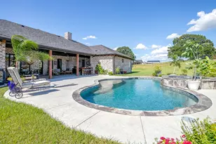 312 Pear Valley Ln, Burleson, TX 76028 - Photo 38