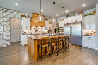 312 Pear Valley Lane, Burleson, TX 76028 - Photo 10