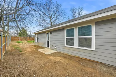 929 W Collins Street, Denison, TX 75020 - Photo 26