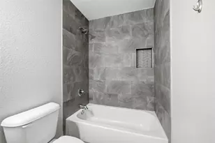 929 W Collins St, Denison, TX 75020 - Photo 24