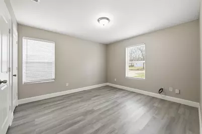 929 W Collins Street, Denison, TX 75020 - Photo 20