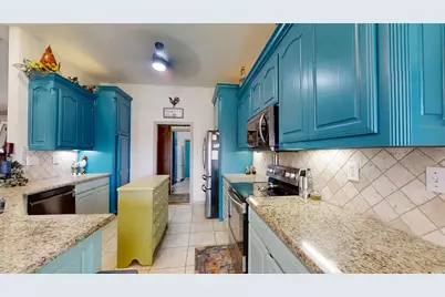 3121 Cliffview Court, Granbury, TX 76048 - Photo 8