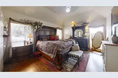 3121 Cliffview Court, Granbury, TX 76048 - Photo 16