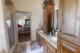 3121 Cliffview Ct, Granbury, TX 76048 - Photo 18