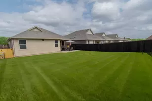 3741 Maroon Creek Rd, Aubrey, TX 76227 - Photo 18