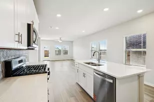 710 Leavenworth Dr, McKinney, TX 75071 - Photo 2