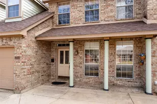 5704 Champion Ct, Arlington, TX 76017 - Photo 4