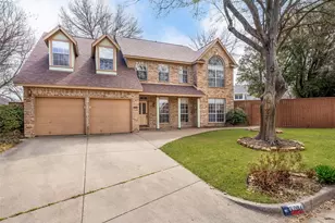 5704 Champion Ct, Arlington, TX 76017 - Photo 2