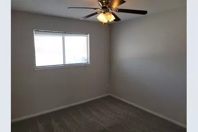 35 E Mountain Lane #34, Grand Prairie, TX 75052 - Photo 12