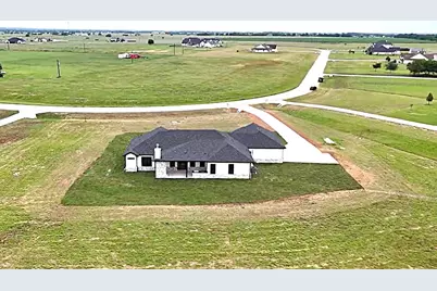 611 Willow Moon Ranch Road, Crawford, TX 76638 - Photo 38