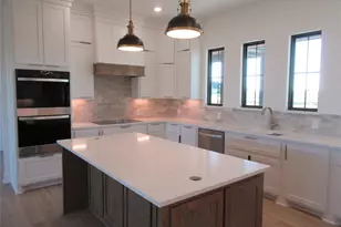 611 Willow Moon Ranch Rd, Crawford, TX 76638 - Photo 12
