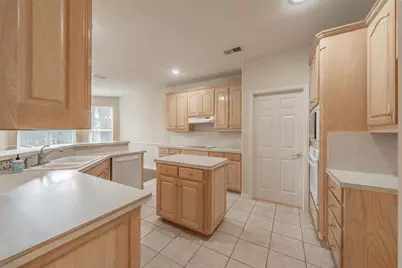 409 Dorcas Lane, Arlington, TX 76013 - Photo 6