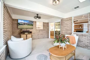 6833 Winchester St, Dallas, TX 75231 - Photo 14