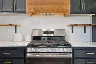 913 Lenox St, Waco, TX 76704 - Photo 12