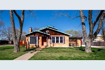 308 W Colorado, Wortham, TX 76693 - Photo 1