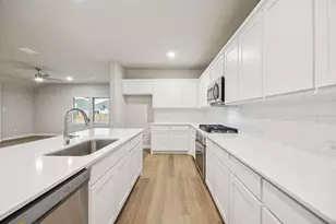 15233 Supreme St, Aledo, TX 76008 - Photo 6