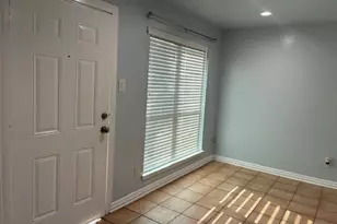 425 S Oak St, Arlington, TX 76010 - Photo 10