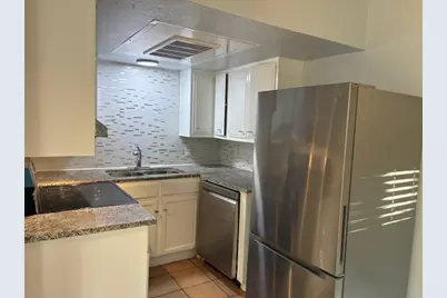 425 S Oak Street #101, Arlington, TX 76010 - Photo 1