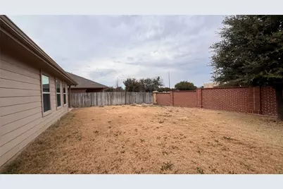 8333 Flythe Mill Road, Fort Worth, TX 76120 - Photo 22