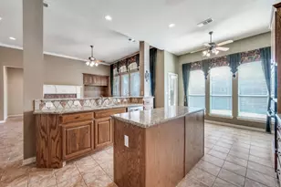 2399 Crystal Falls Dr, Frisco, TX 75036 - Photo 12