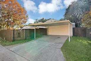 8525 Grumman Dr, Dallas, TX 75228 - Photo 32