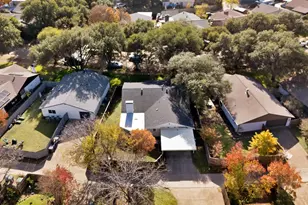 8525 Grumman Dr, Dallas, TX 75228 - Photo 36