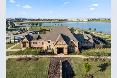 12788 Mercer Parkway, Farmers Branch, TX 75234 - Photo 36
